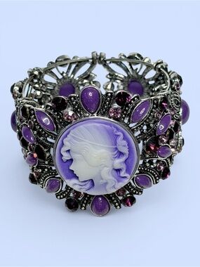 Victorian Revival Purple Cameo‎ Cuff Bracelet Silver Tone Filigree Rhinestones